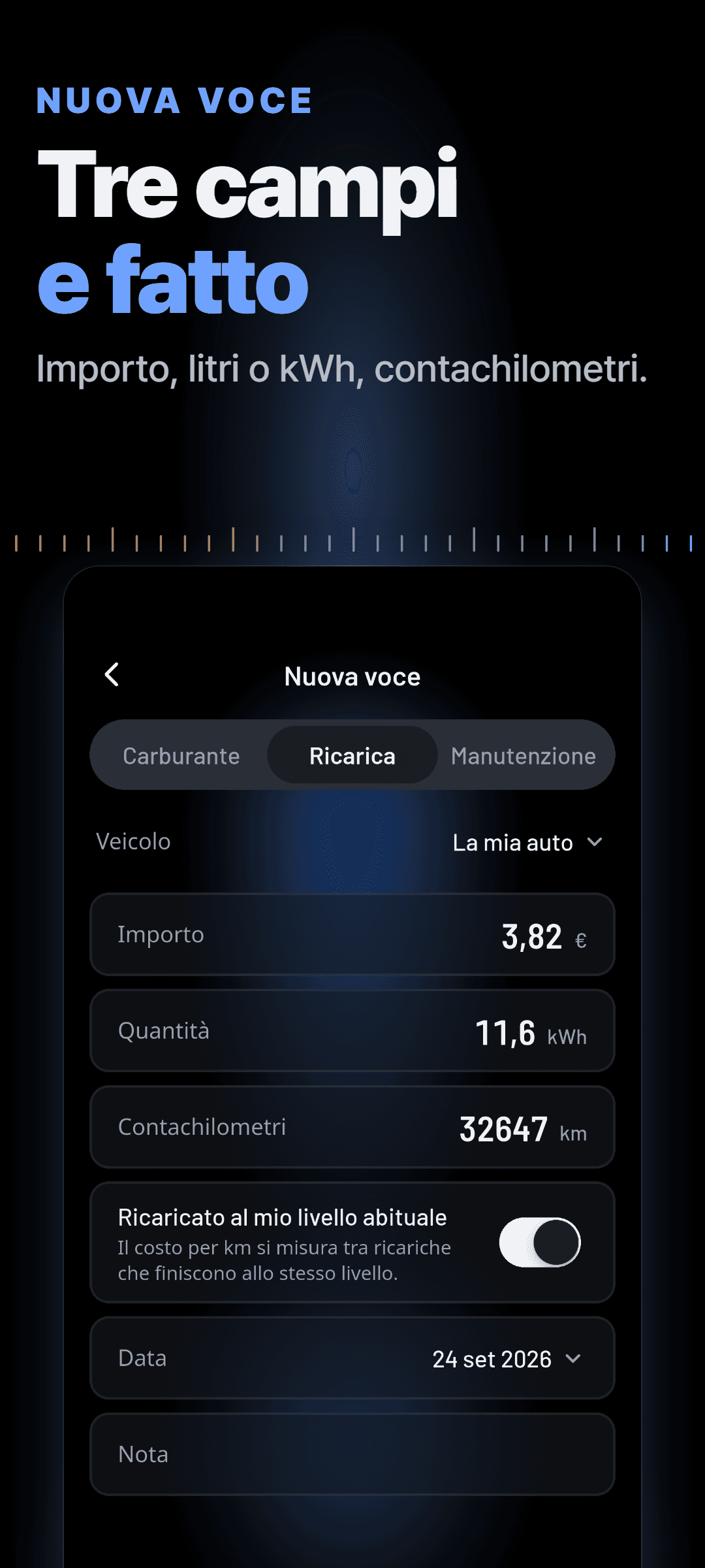 Una nuova voce di ricarica con importo, kWh e contachilometri compilati e l’opzione per segnarla come ricarica fino al livello abituale